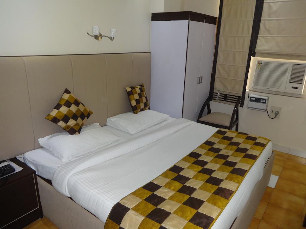 Hotel Grace Nova Deli Quarto foto