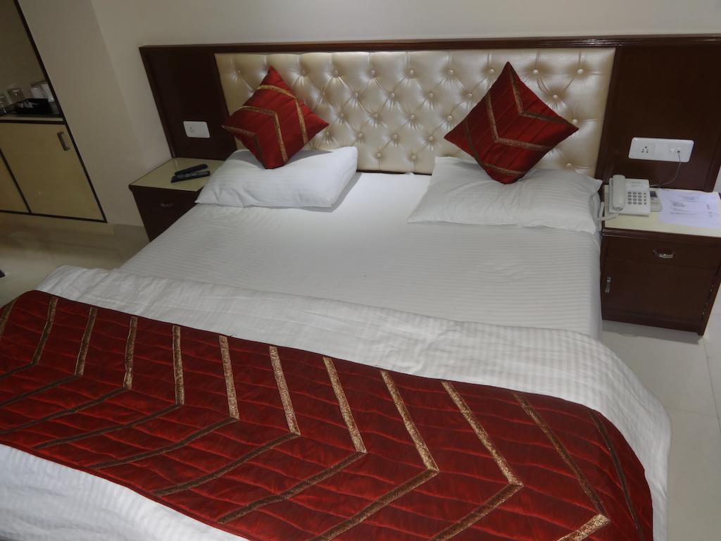 Hotel Grace Nova Deli Quarto foto